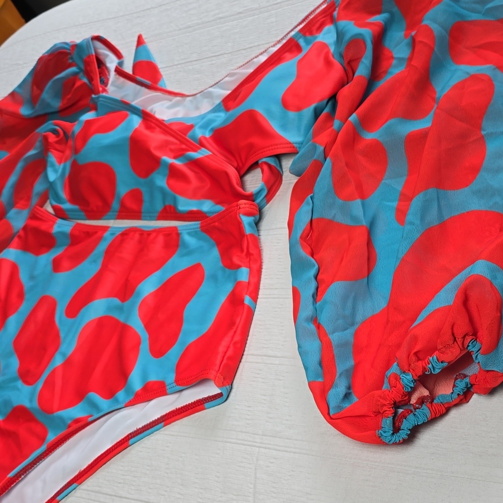 Sporlike Three (3) Piece Swimwear & Cover-Up Set Women's Size S - Picture 10 of 17